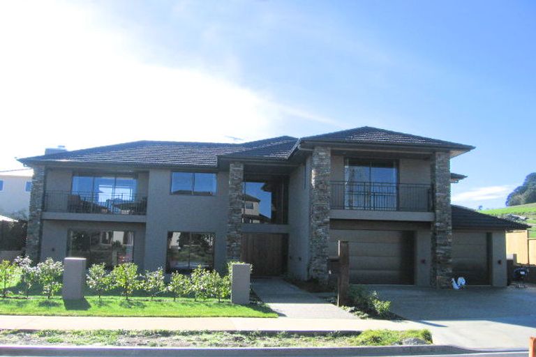 Photo of property in 16 Skye Road, East Tamaki Heights, Auckland, 2016