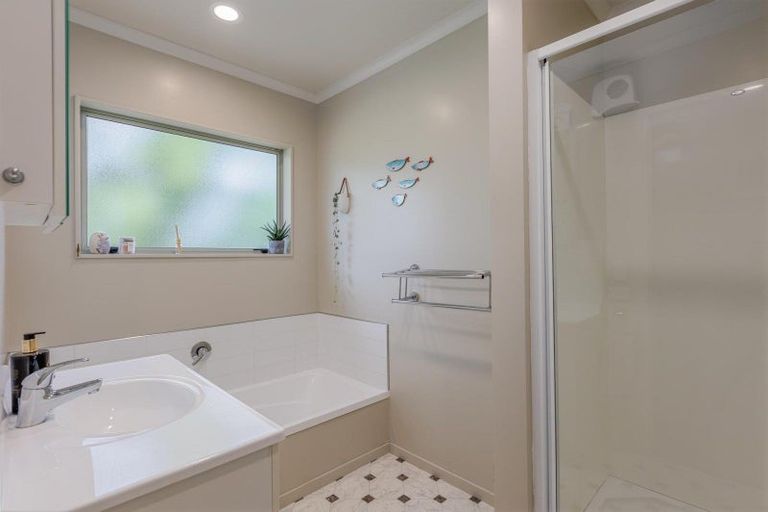 Photo of property in 21 Watts Street, Waipawa, 4210