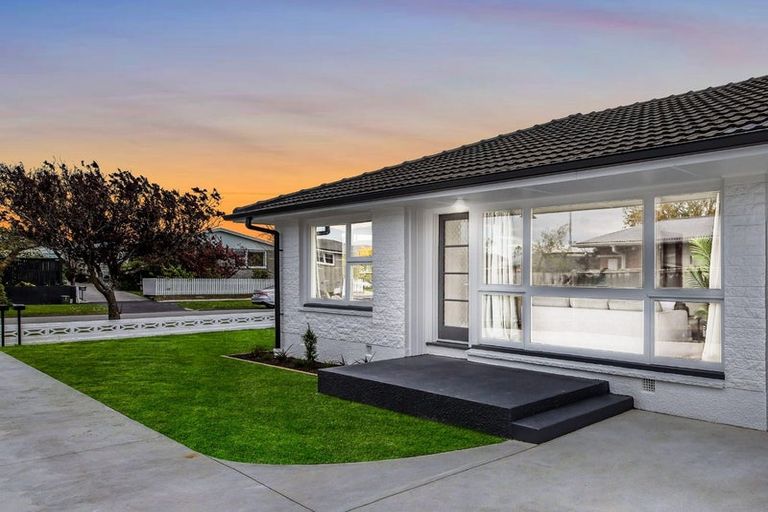 Photo of property in 1/84 Roberta Drive, Somerfield, Christchurch, 8024