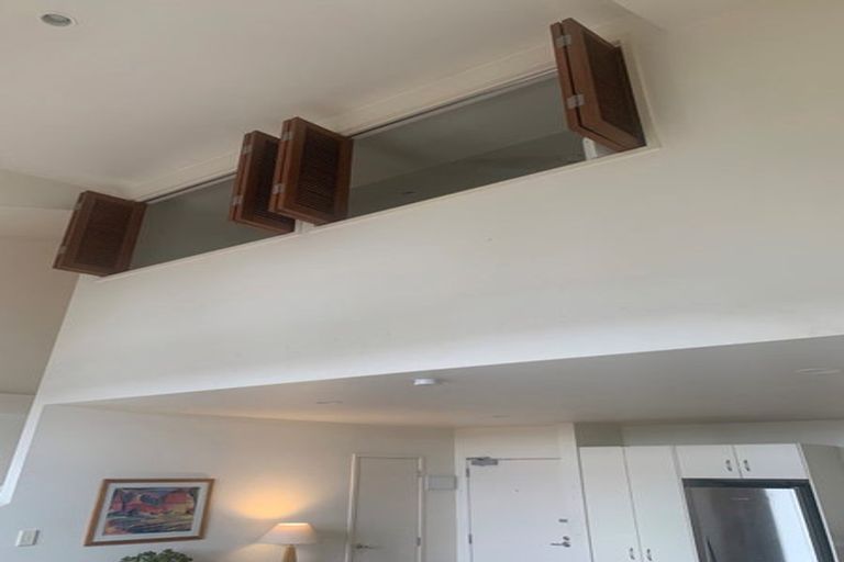 Photo of property in 1f/30 Westward Ho, Glen Eden, Auckland, 0602