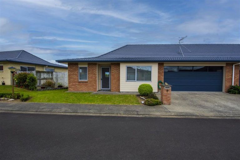 Photo of property in 57/91 Mako Mako Road, Levin, 5510