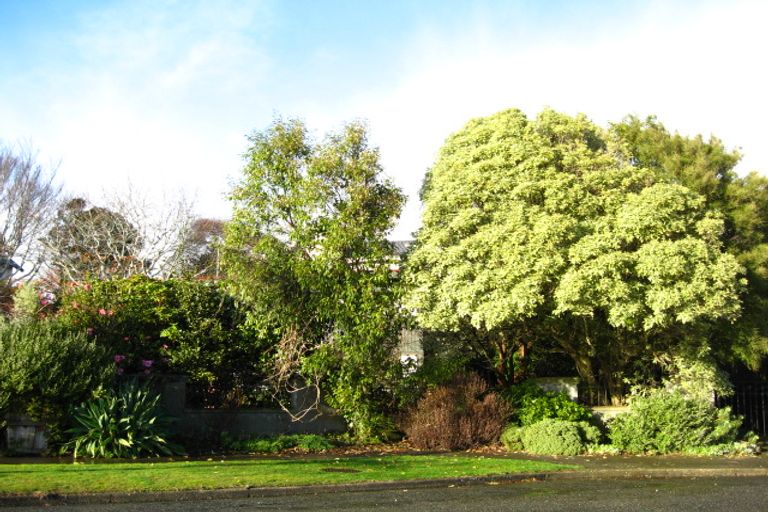 Photo of property in 2 Alice Street, Gladstone, Invercargill, 9810