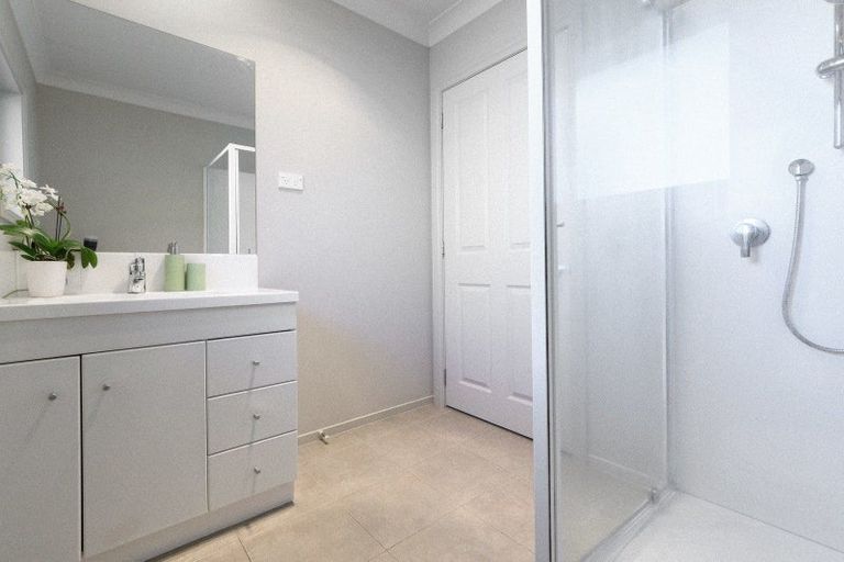 Photo of property in 22 Caldera Close, Pyes Pa, Tauranga, 3112