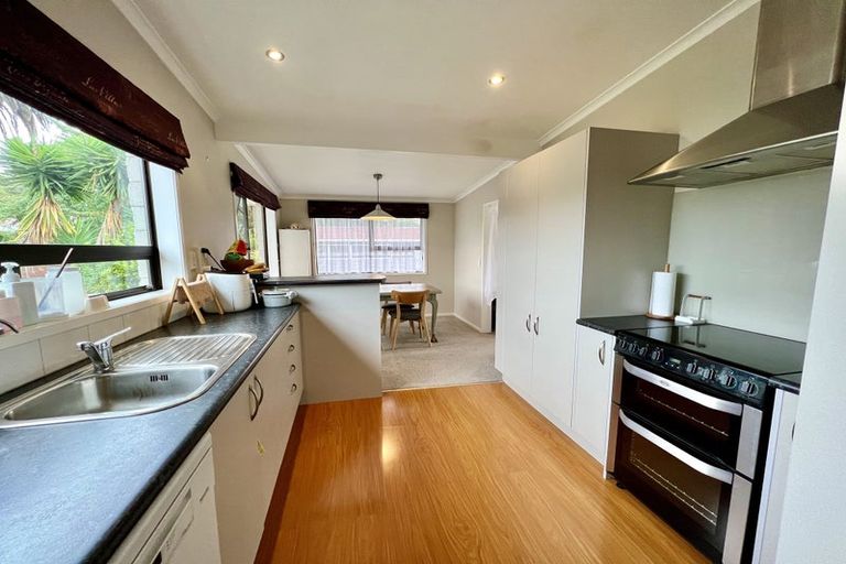 Photo of property in 12a Stuart Street, Levin, 5510