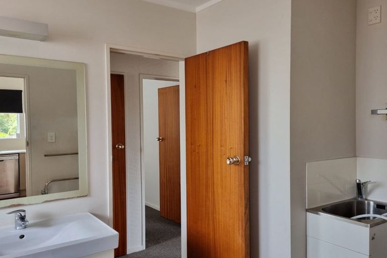 Photo of property in 6 Cluny Road, Plimmerton, Porirua, 5026