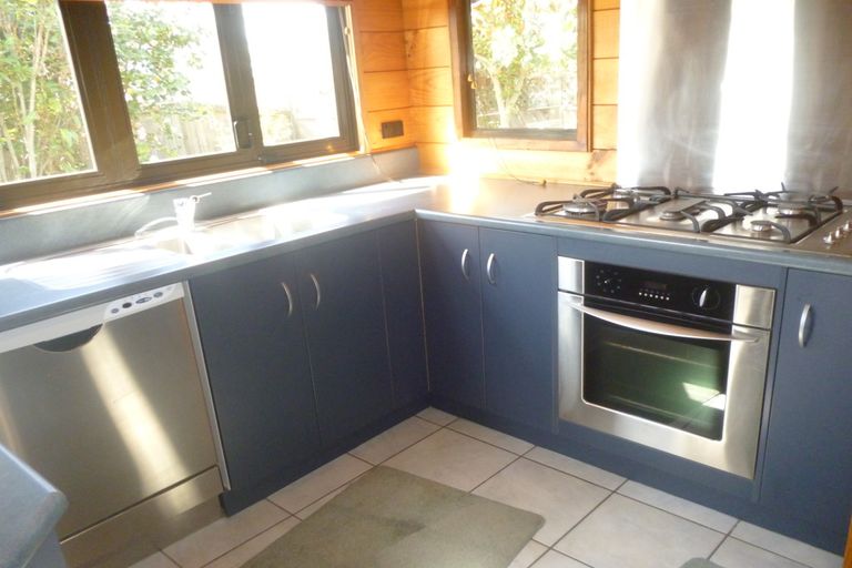 Photo of property in 21 Burton Place, Owhata, Rotorua, 3010