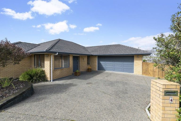Photo of property in 4 Bayview Park Lane, Orewa, 0931