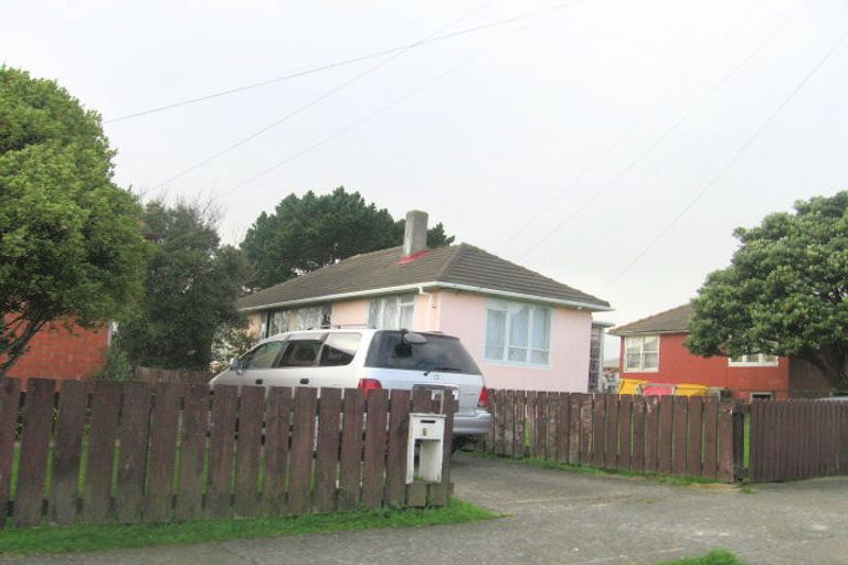 Photo of property in 89 Mckillop Street, Ranui, Porirua, 5024
