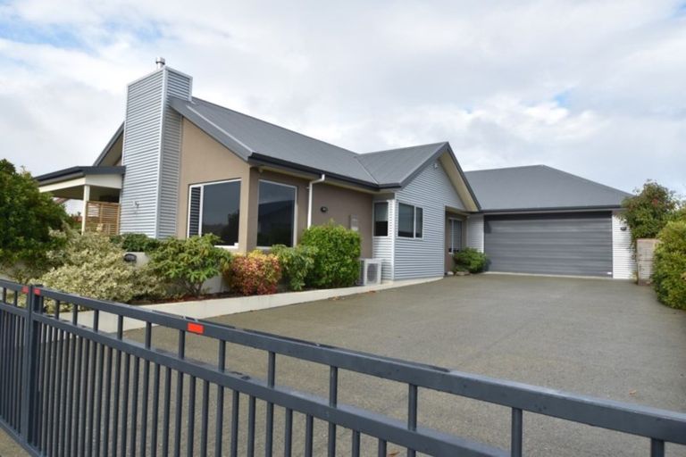Photo of property in 26 Irishman Drive, Twizel, 7901