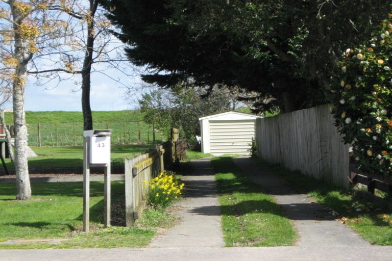 Photo of property in 43 Farnworth Crescent, Whakatane, 3120