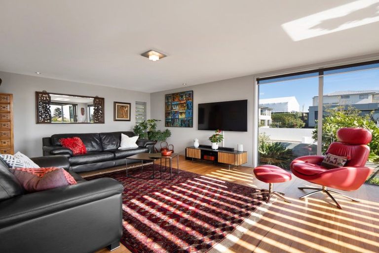 Photo of property in 30 Ngarata Avenue, Mount Maunganui, 3116