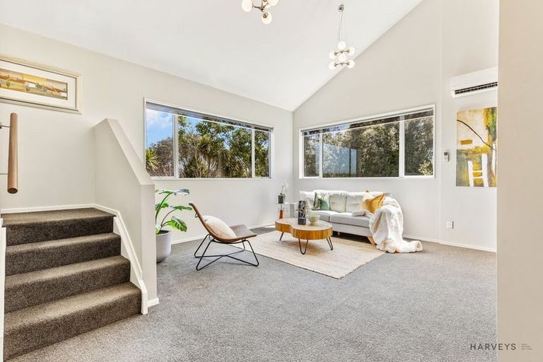 Photo of property in 75a Pleasant Road, Glen Eden, Auckland, 0602