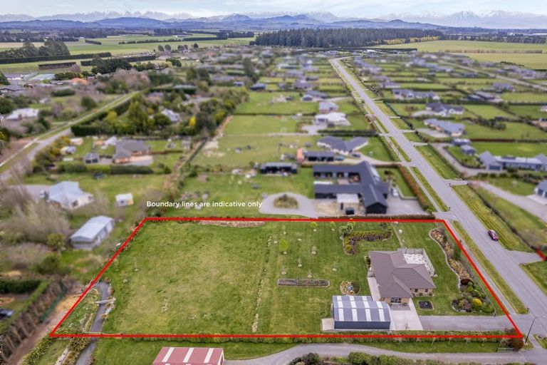 Photo of property in 7 Landsborough Drive, Darfield, 7571