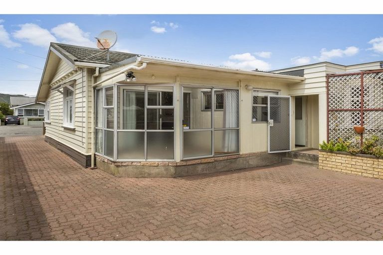 Photo of property in 1 Collins Street, Petone, Lower Hutt, 5012