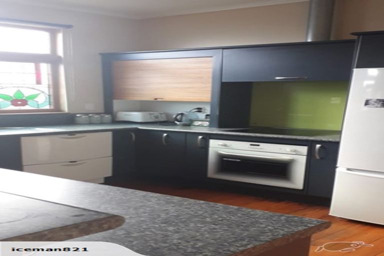 Photo of property in 22 Nikau Street, Takaro, Palmerston North, 4410