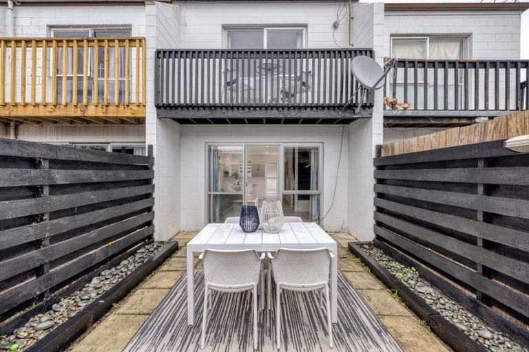 Photo of property in 7/20 Miro Street, Mount Maunganui, 3116