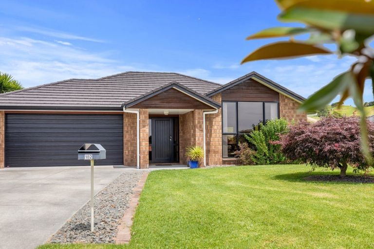 Photo of property in 182 Ballintoy Park Drive, Welcome Bay, Tauranga, 3175