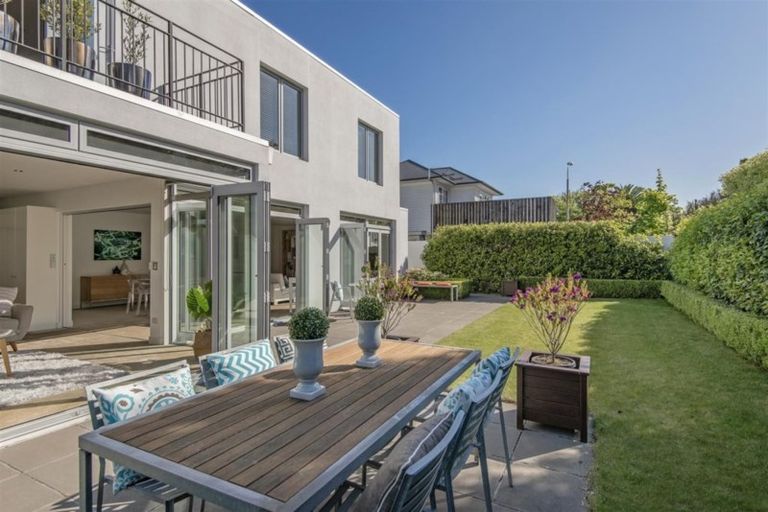 Photo of property in 9b Beverley Street, St Albans, Christchurch, 8014