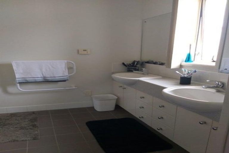 Photo of property in 14 Trimaran Drive, Gulf Harbour, Whangaparaoa, 0930