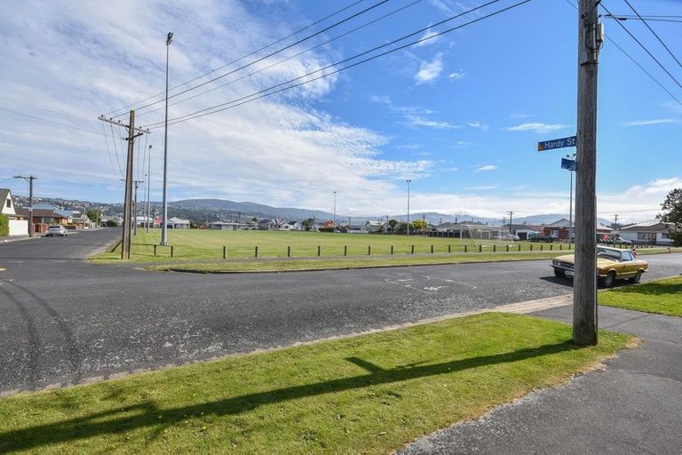 Photo of property in 33 Council Street, Saint Kilda, Dunedin, 9012