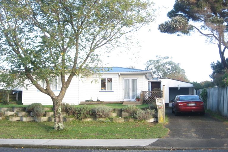 Photo of property in 113 Alexander Road, Raumati Beach, Paraparaumu, 5032