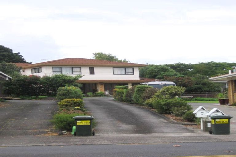 Photo of property in 2/108 Motatau Road, Papatoetoe, Auckland, 2025