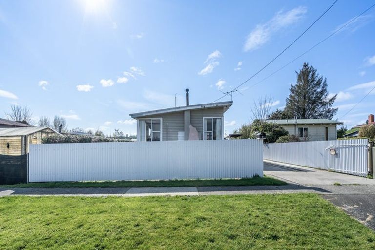 Photo of property in 6 Clyde Street, Mataura, 9712