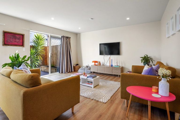 Photo of property in 61b Antigua Street, Addington, Christchurch, 8024