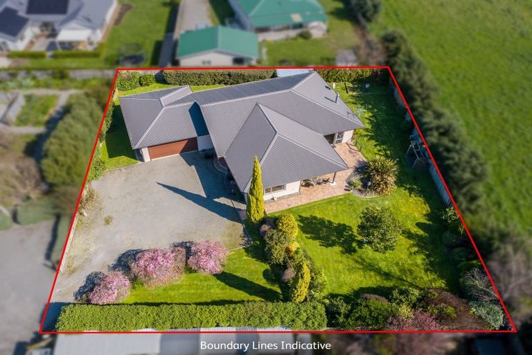 Photo of property in 5 Awhina Drive, Greytown, 5712