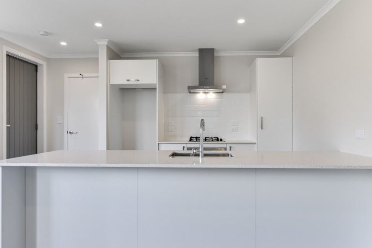 Photo of property in 75 Waruhia Crescent, Rototuna North, 3281