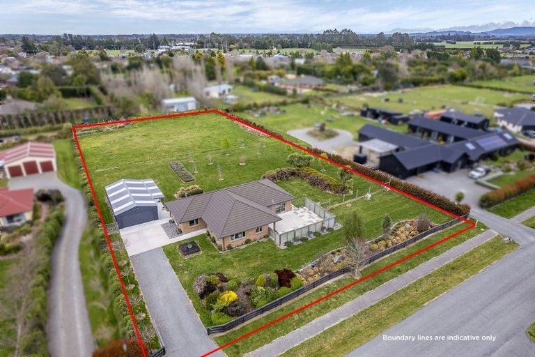 Photo of property in 7 Landsborough Drive, Darfield, 7571