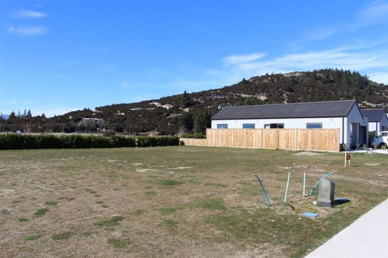 Photo of property in 36 Glen Dene Crescent, Wanaka, 9305