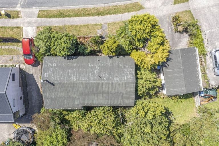 Photo of property in 20 Cleat Street, Whitby, Porirua, 5024