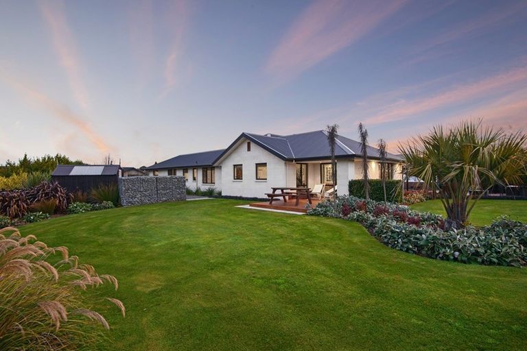 Photo of property in 2 Stables Drive, Lincoln, 7608