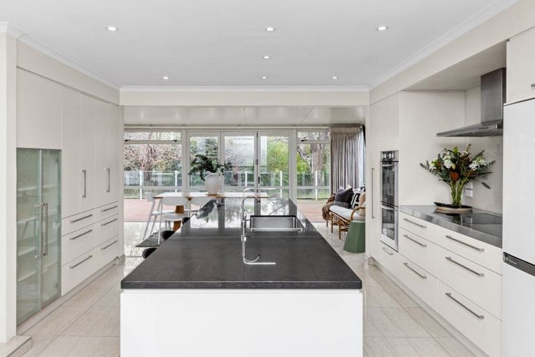 Photo of property in 19 Campbell Street, Havelock North, 4130