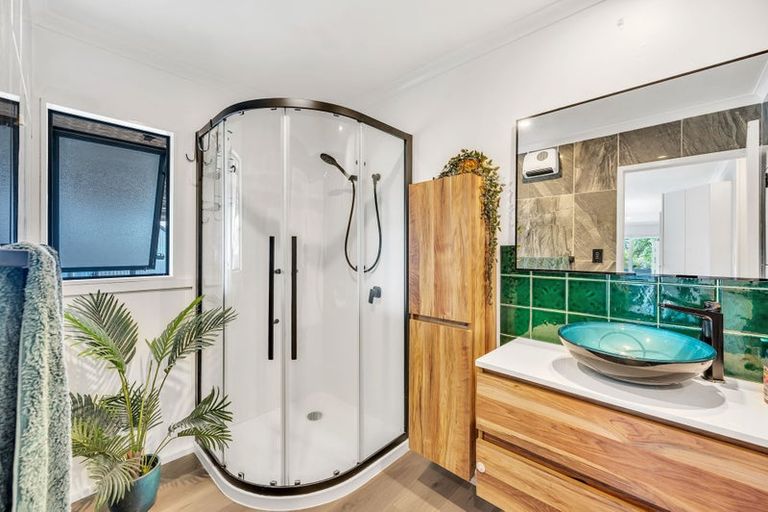 Photo of property in 24 Henderson Street, Otane, 4202