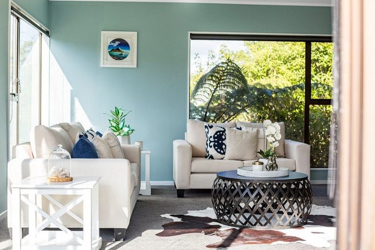 Photo of property in 6 Shackle Lane, Whitby, Porirua, 5024