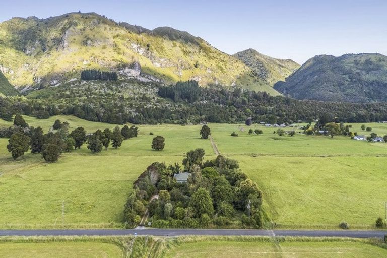 Photo of property in 55 Packard Road, Motupipi, Takaka, 7183