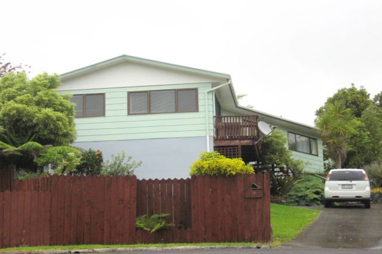 Photo of property in 12 Robin Hood Place, Onerahi, Whangarei, 0110