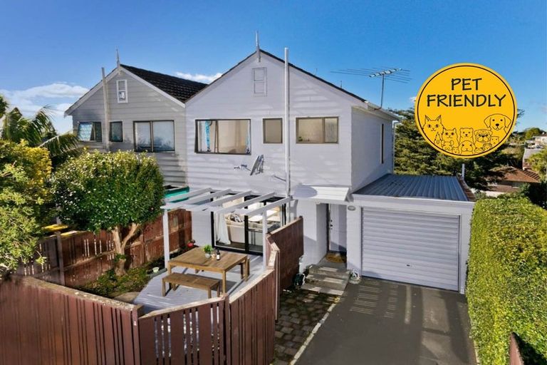 Photo of property in 8/15 Roseberry Avenue, Birkenhead, Auckland, 0626