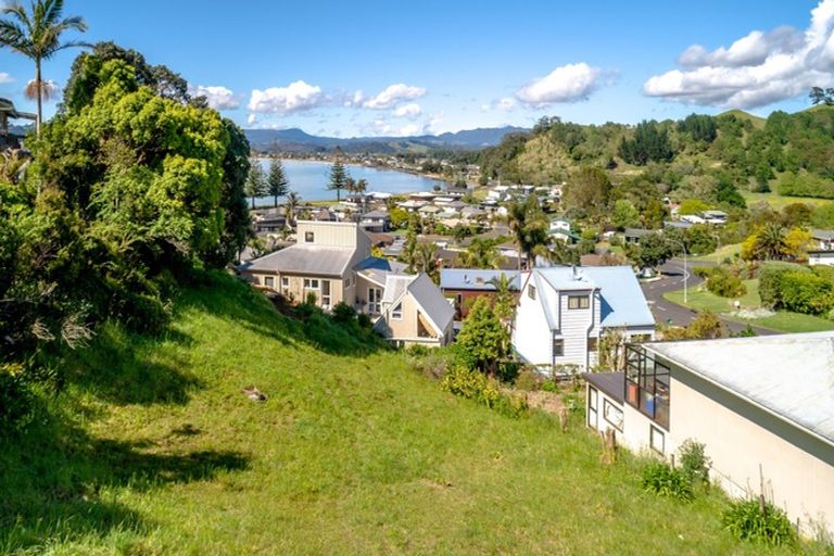 Photo of property in 13 Puriri Place, Whitianga, 3510