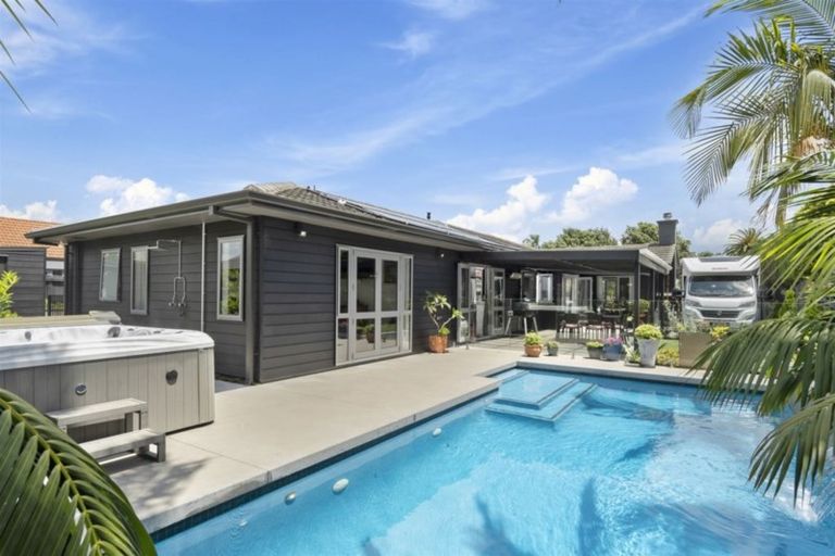Photo of property in 54 Santa Barbara Drive, Papamoa Beach, Papamoa, 3118