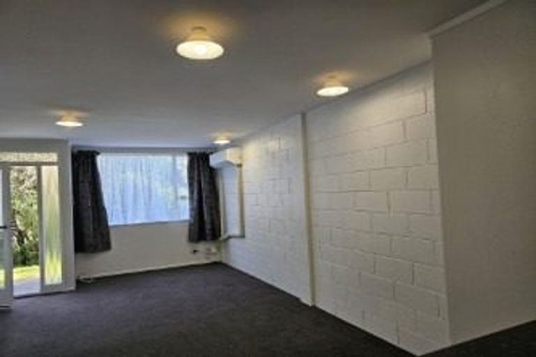 Photo of property in 8/17 Quinn Grove, Ranui, Porirua, 5024