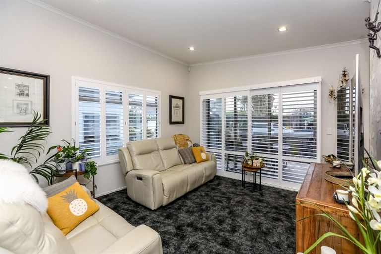 Photo of property in 16 Buller Street, New Plymouth, 4310