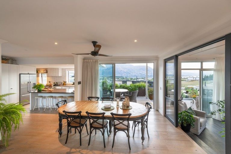 Photo of property in 11 Barclay Place, Wanaka, 9305