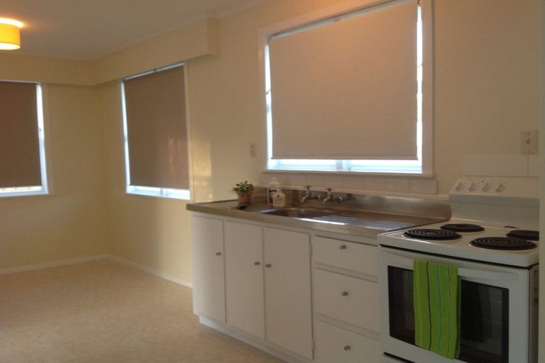 Photo of property in 4 Cargill Street, Papakura, 2110