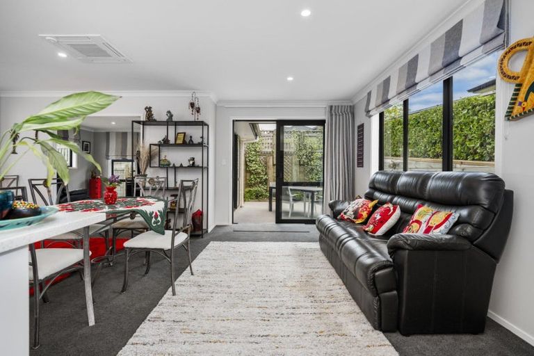 Photo of property in 3 Herring Place, Omokoroa, 3114