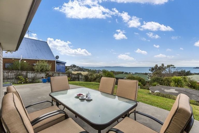 Photo of property in 464 Whangaparaoa Road, Stanmore Bay, Whangaparaoa, 0932
