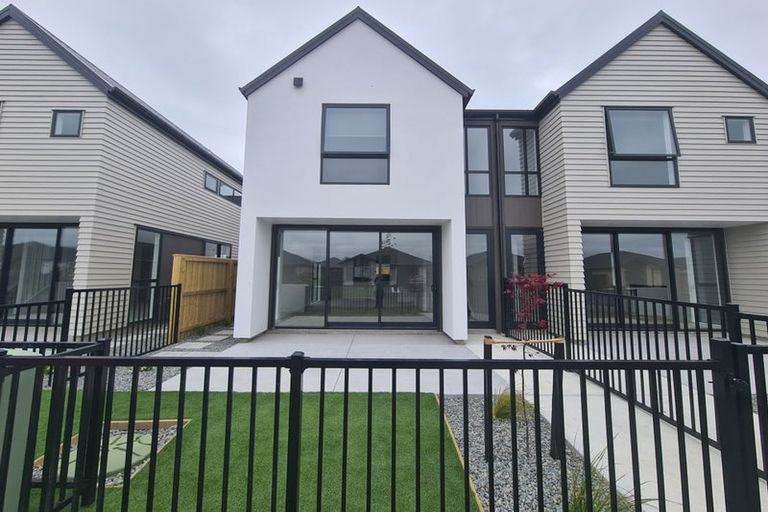 Photo of property in 8/6 Skibbereen Drive, Halswell, Christchurch, 8025