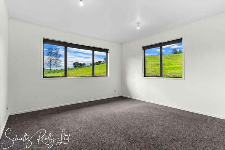 Photo of property in 260 Mountain Road, Maungaturoto, 0587